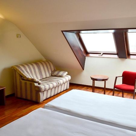 Hotel Alda El Suizo Ferrol Luaran gambar
