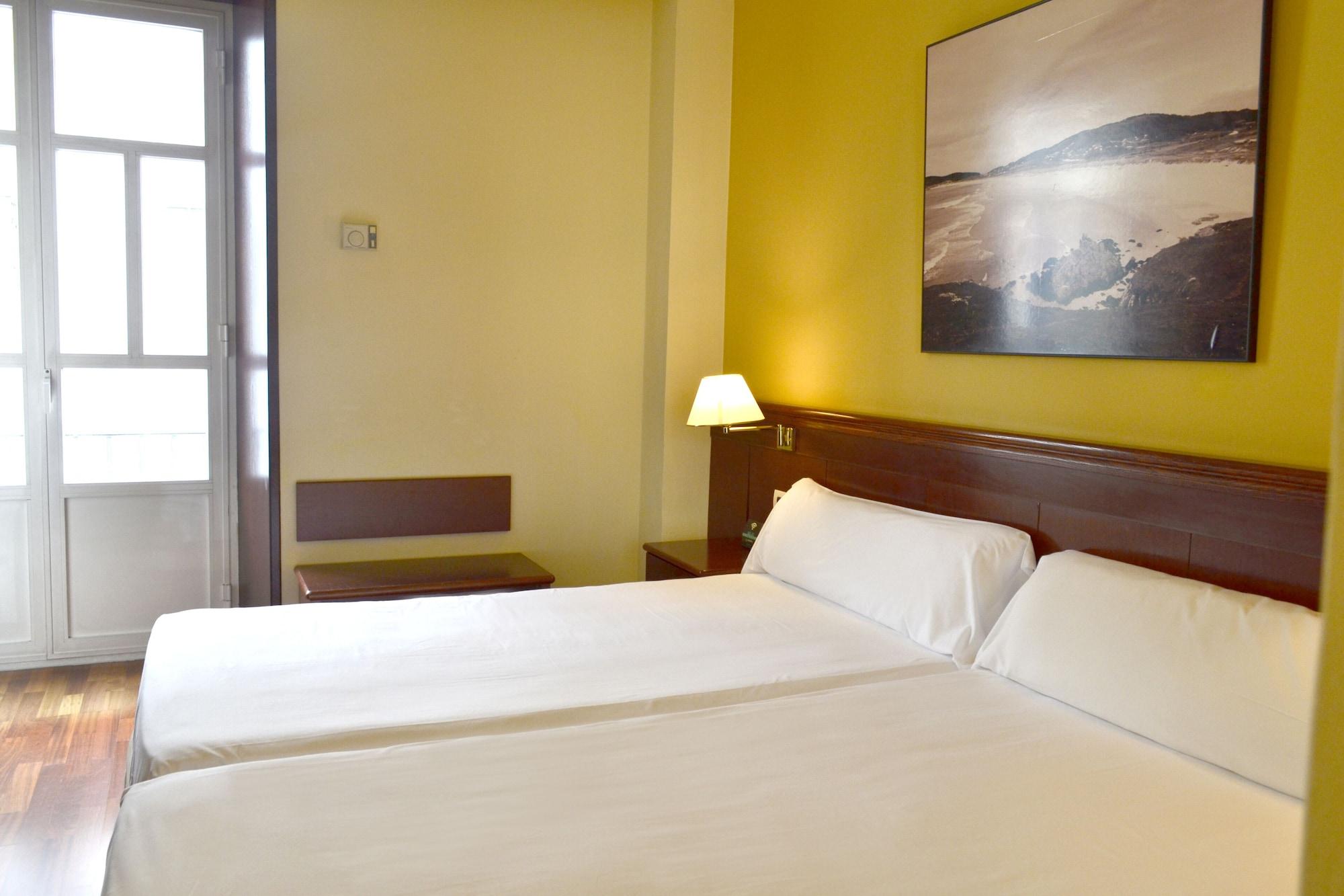 Hotel Alda El Suizo Ferrol Luaran gambar