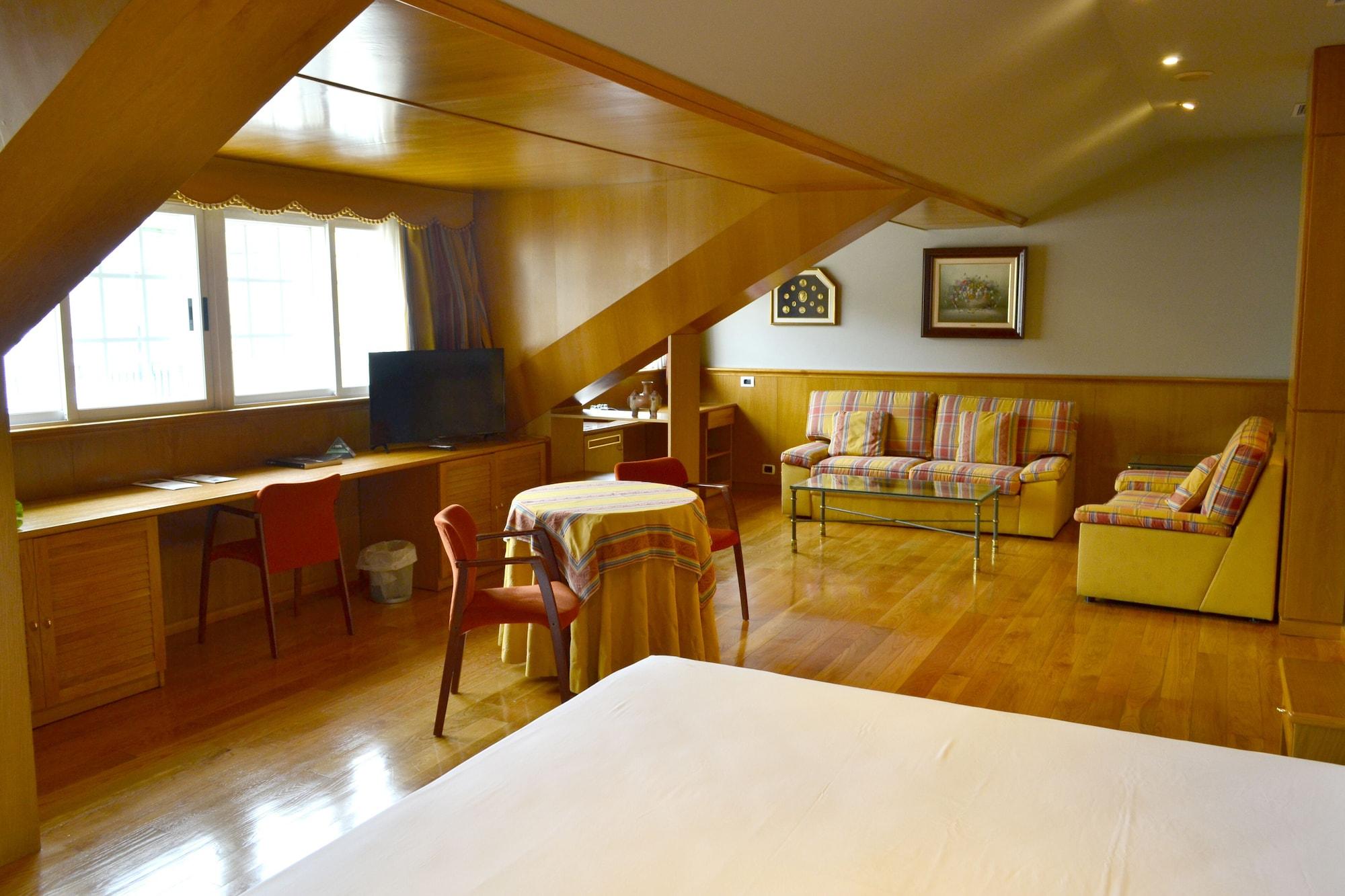Hotel Alda El Suizo Ferrol Luaran gambar