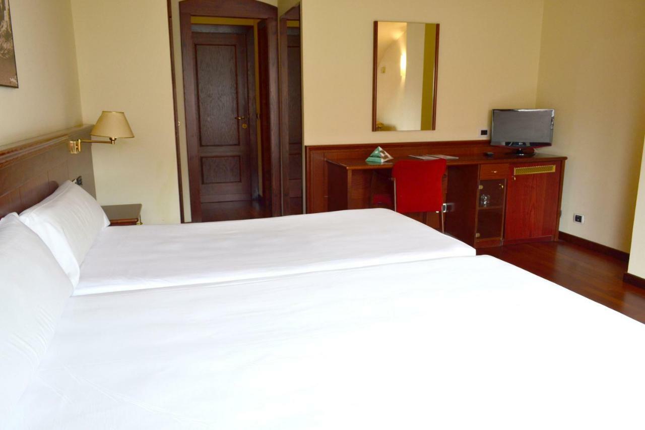 Hotel Alda El Suizo Ferrol Luaran gambar